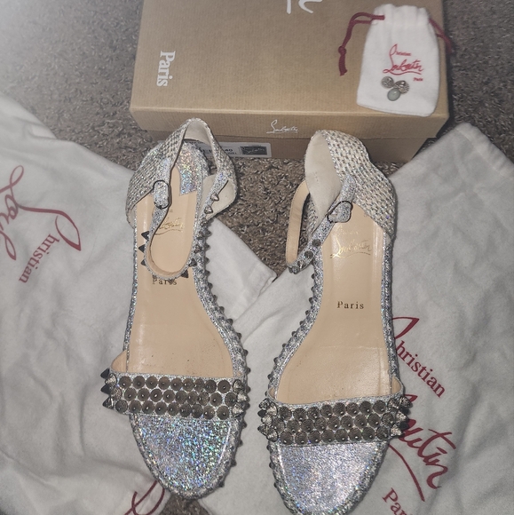 Christian Louboutin Espadrille in Silver size 40 / Women's 9.5. Nappa Mica - Picture 2 of 9